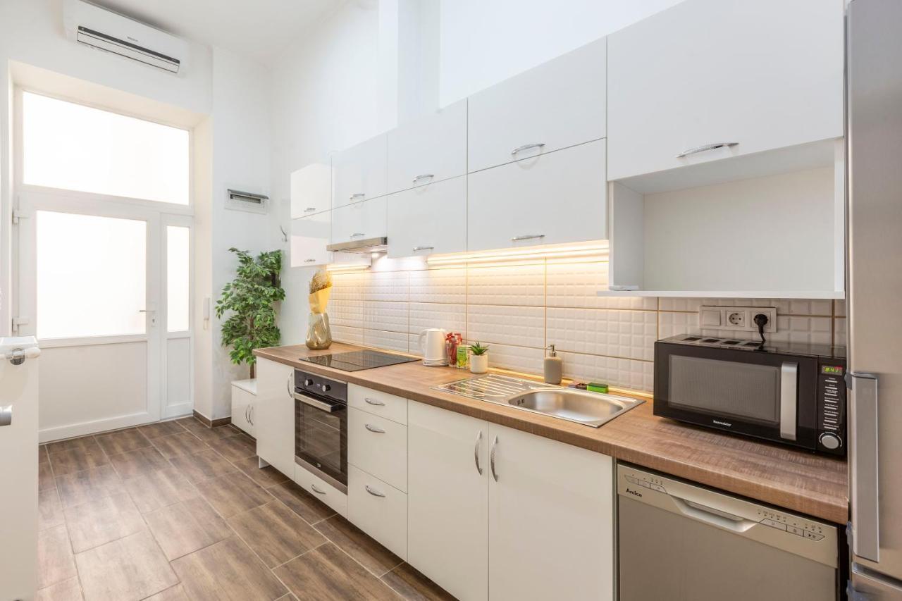 Cozy & Pleasant Homes In The Heart Of بودابست المظهر الخارجي الصورة